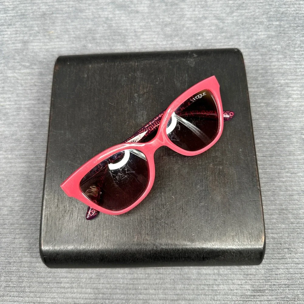 Vogue Y2K Sunglasses Pink Purple Cat Eye Alphabet  VJ2001 25537A 45-17-125